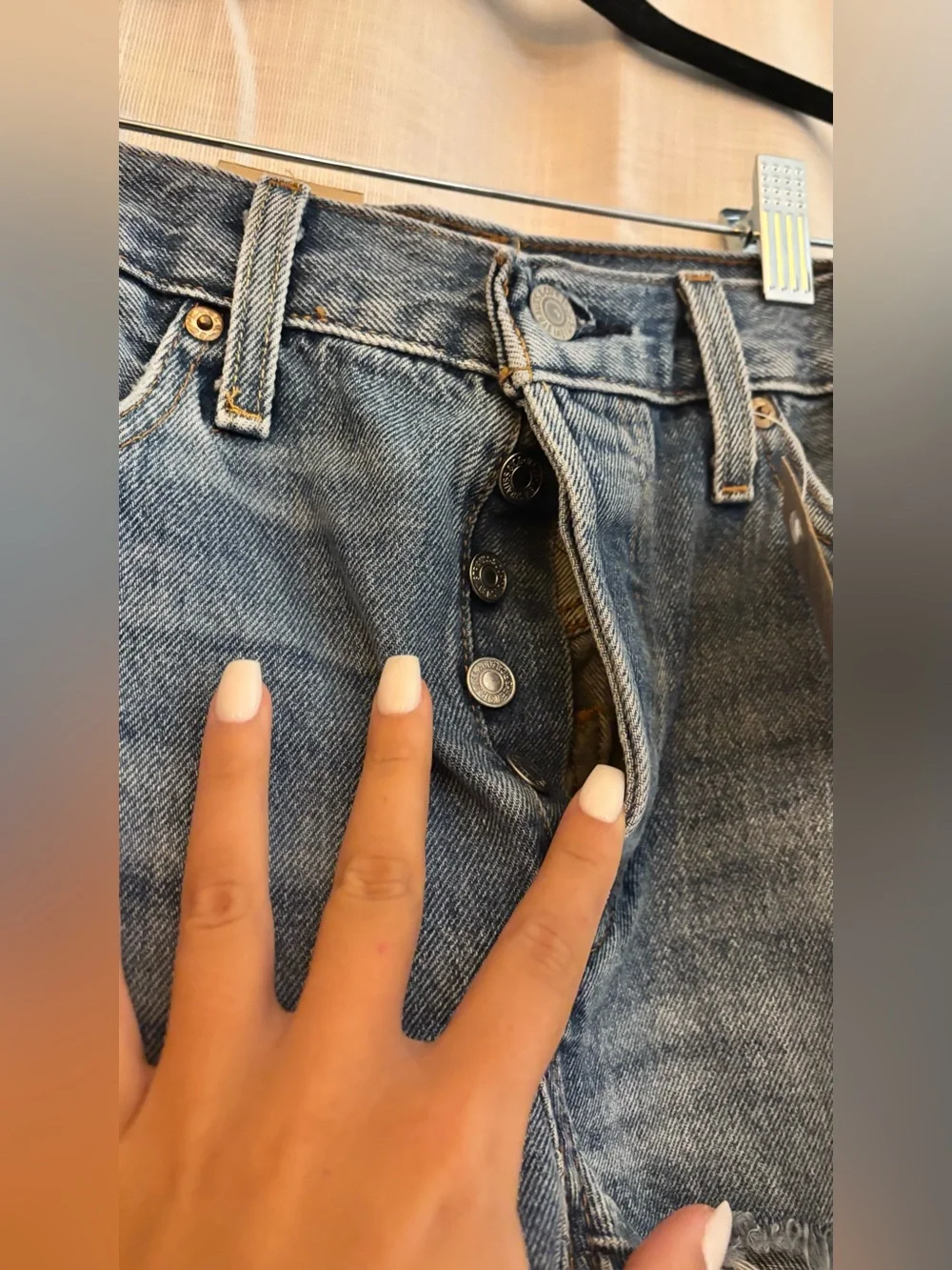 Levis nwt high